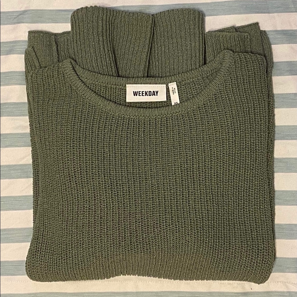 Weekday Green Knitted sweater